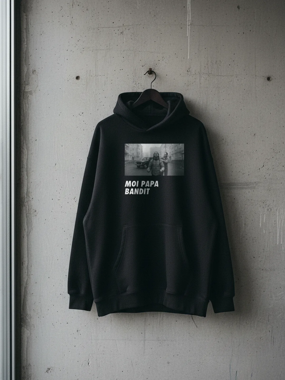 MOI PAPA BANDIT HOODIE, на вешалке