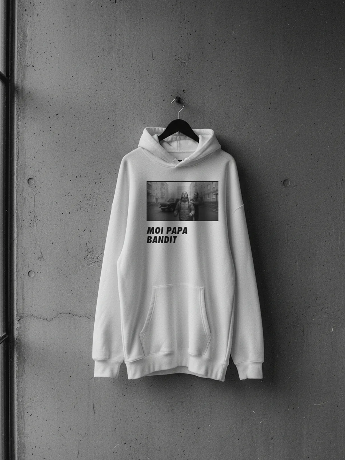 MOI PAPA BANDIT HOODIE, на вешалке