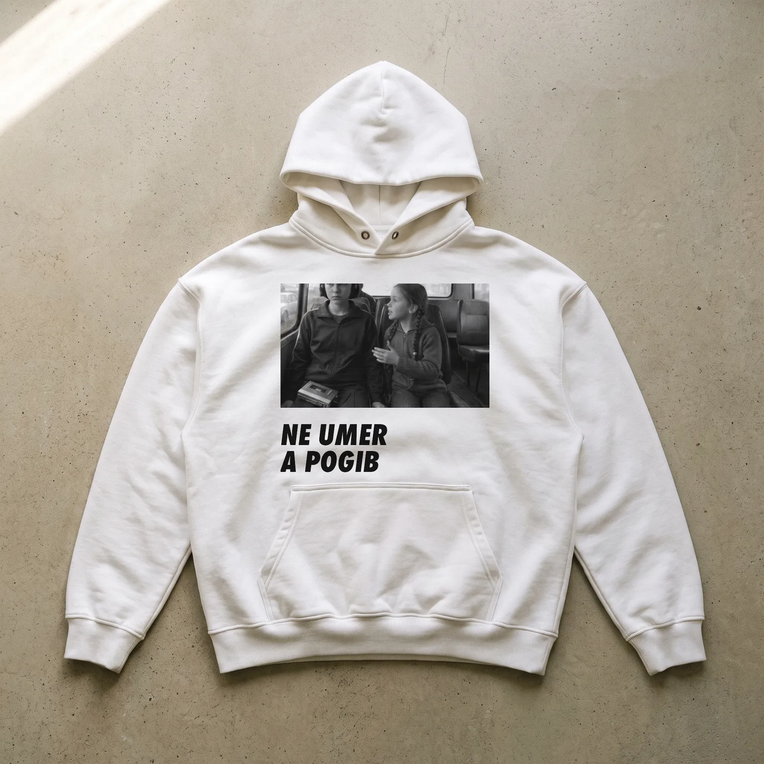 NE UMER A POGIB HOODIE, мокап