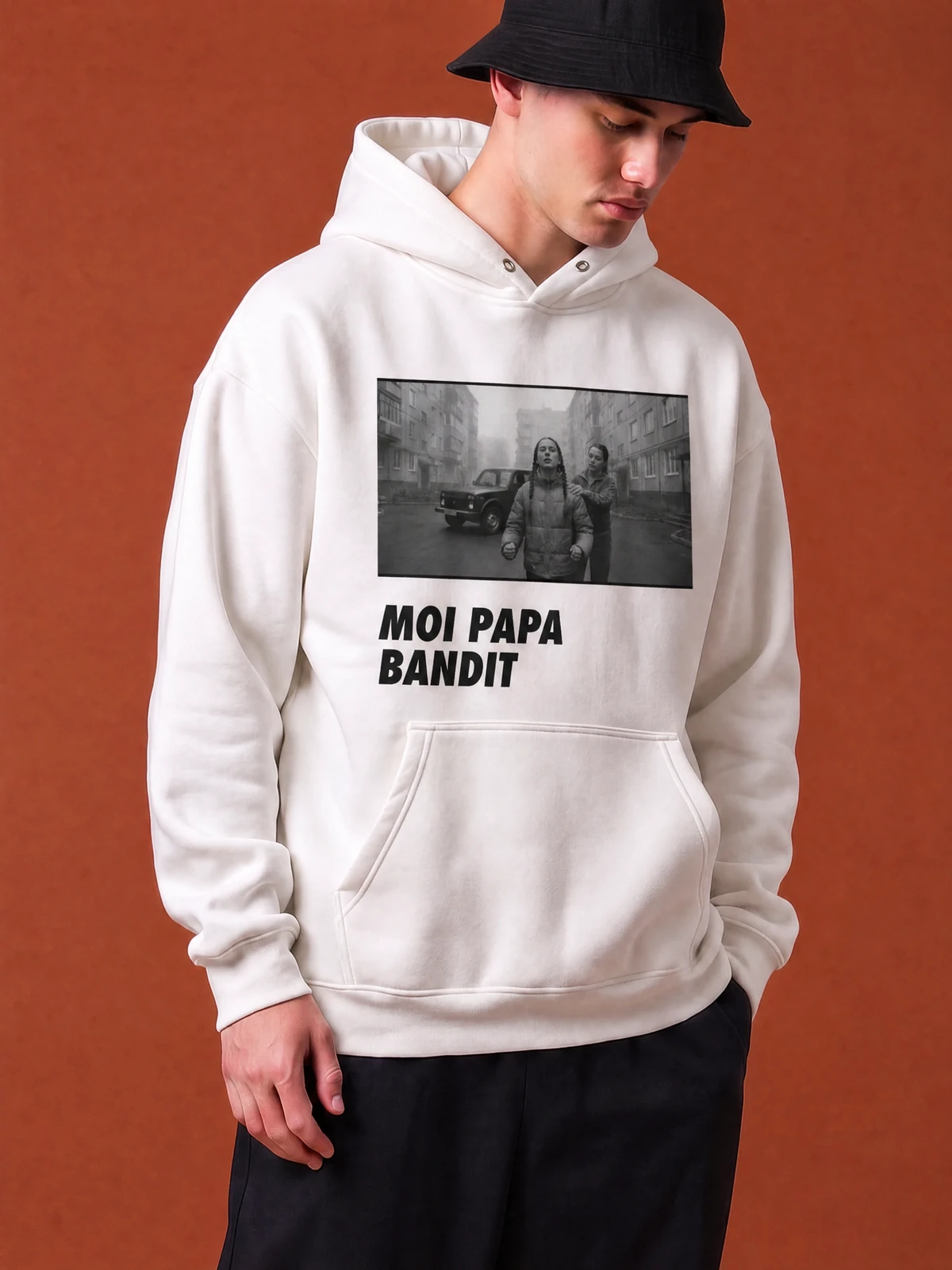 MOI PAPA BANDIT HOODIE, принт крупно
