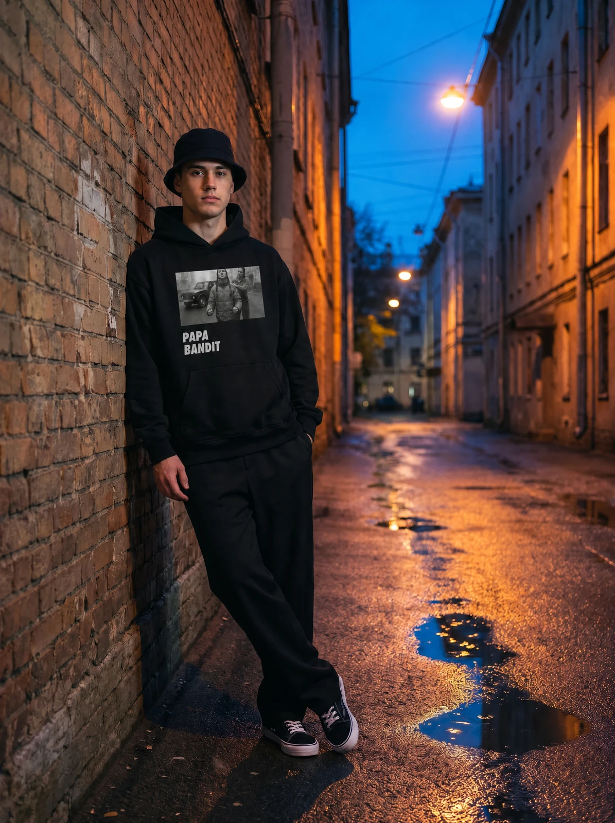 PAPA BANDIT HOODIE, во дворе
